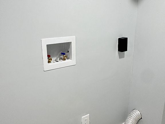 5th image of 5157 Whitaker Ave