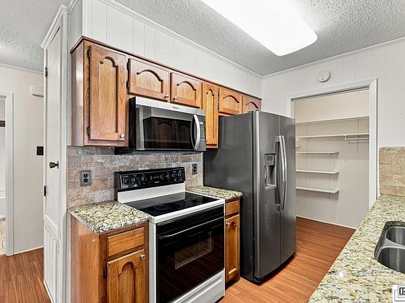 5th image of 316 Susan Dr
