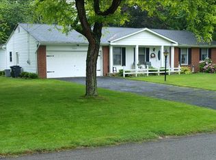 8090 Brookwood Dr NE, Warren, OH