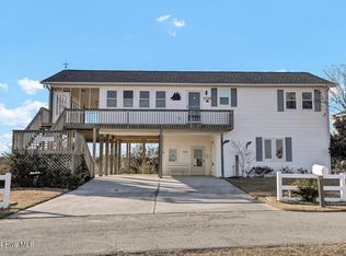 106 Clam Point Dr, Surf City, NC 28445