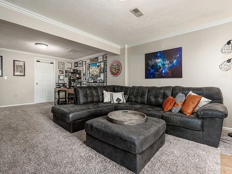 255 Foxtrail Pl — Photo 13