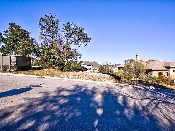 3rd image of 15408 Joseph Dr