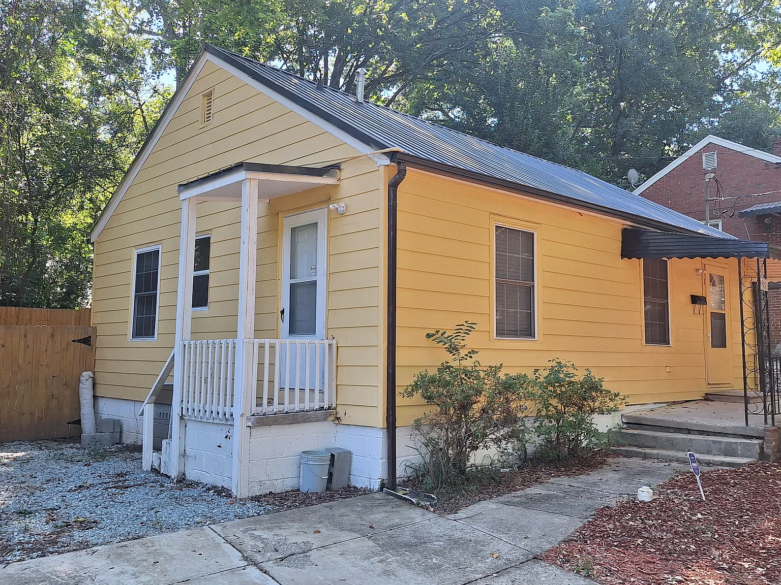 2 bed, 767 sqft, $1,395 — Photo 2