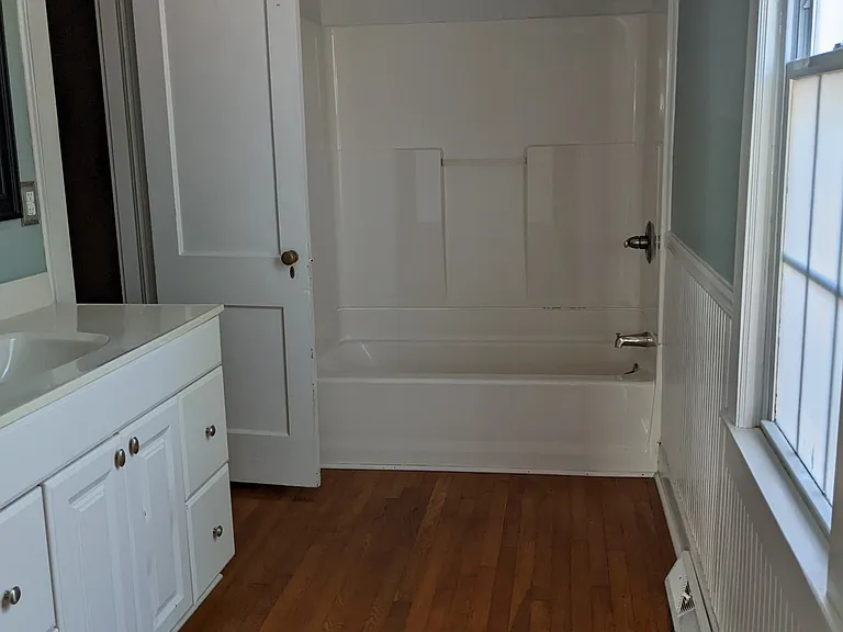 209 E Faris Rd — Photo 32