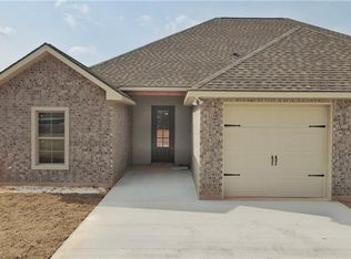 42673 Hinson Rd #A, Hammond, LA 70403