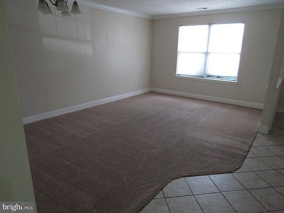 3rd image of 18726 Winding Creek Pl