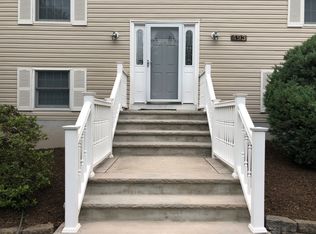 493 Goffle Rd, Wyckoff, NJ 07481