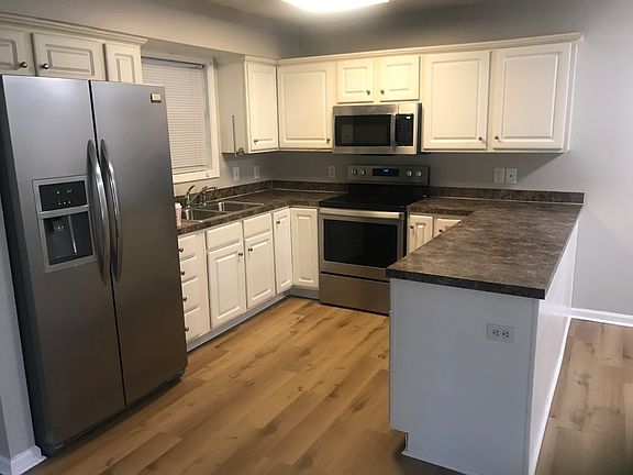 3rd image of 197 Charter Dr Unit D4