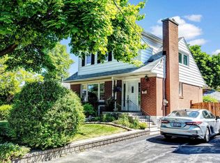 4 Moncrieff Dr, Toronto, ON M9W2R1