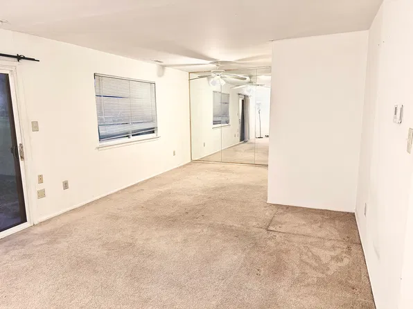 46 Buttonwood Rd, Voorhees, NJ 08043