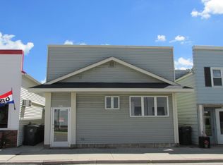 1011 Center Ave, Oostburg, WI 53070