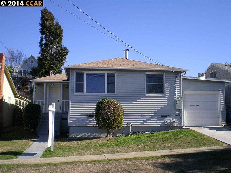 2nd image of 538 Everett St