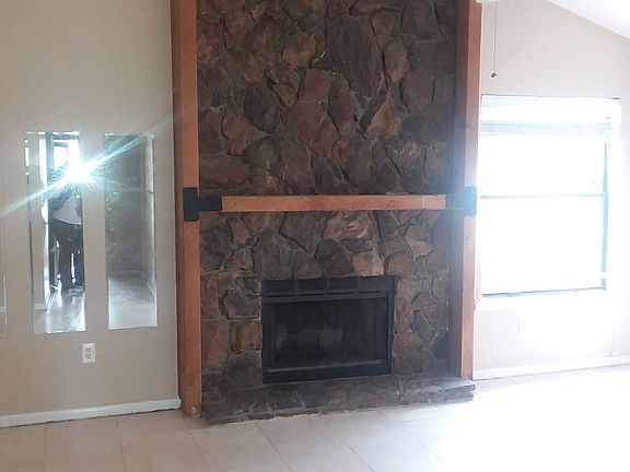 3rd image of 8096 Great Valley Trl