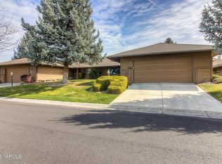 101 N 48th Ave APT 37B, Yakima, WA
