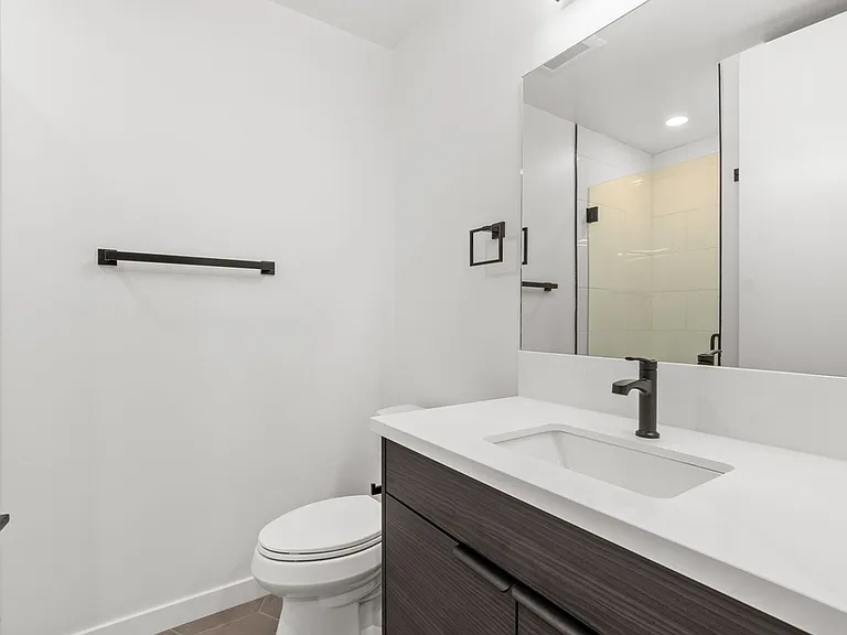 131 National City Blvd #201 — Photo 12