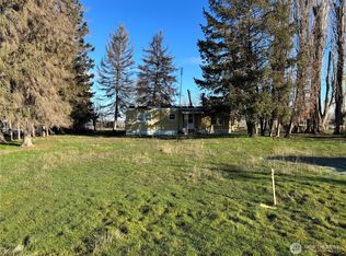 2284 W Rainier Rd, Othello, WA 99344