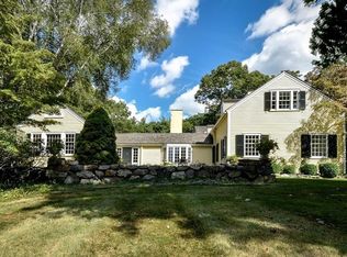 157 Centre St, Dover, MA 02030