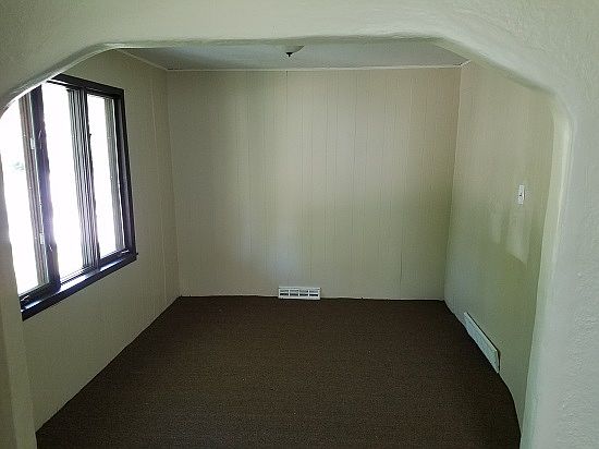 2nd image of 2927 Birch Ave
