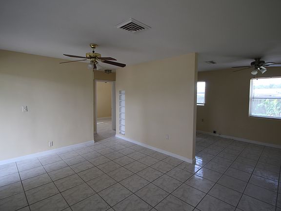 4th image of 4268 N Browning Dr
