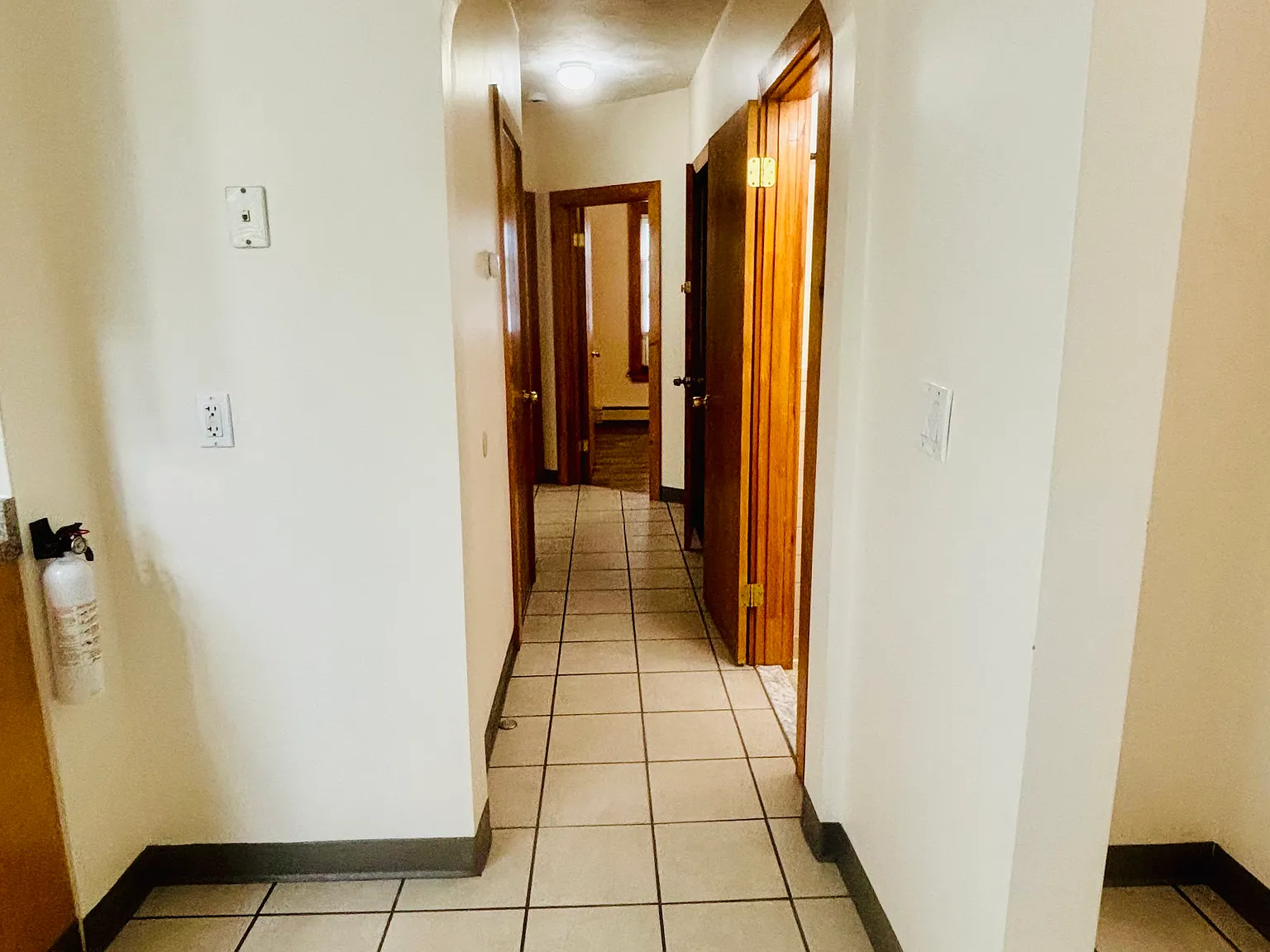 2 bed, 900 sqft, $2,850 — Photo 4