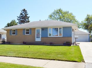 6672 N 78th St, Milwaukee, WI 53223