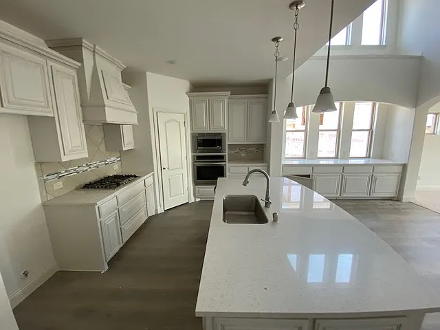 307 Bluewood Dr — Photo 5
