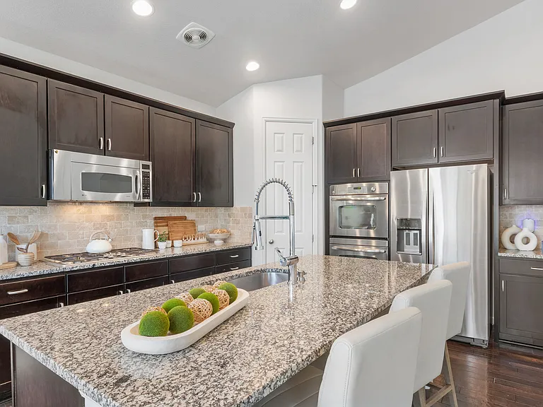 5859 Leon Young Dr — Photo 24