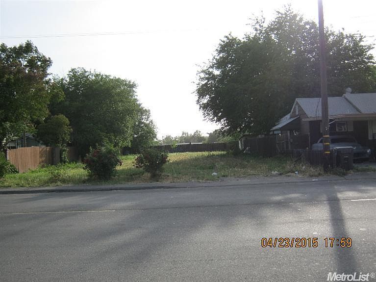 1st image of 0219 N Oro Ave