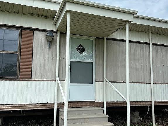 4th image of 237 Saint Joseph St
