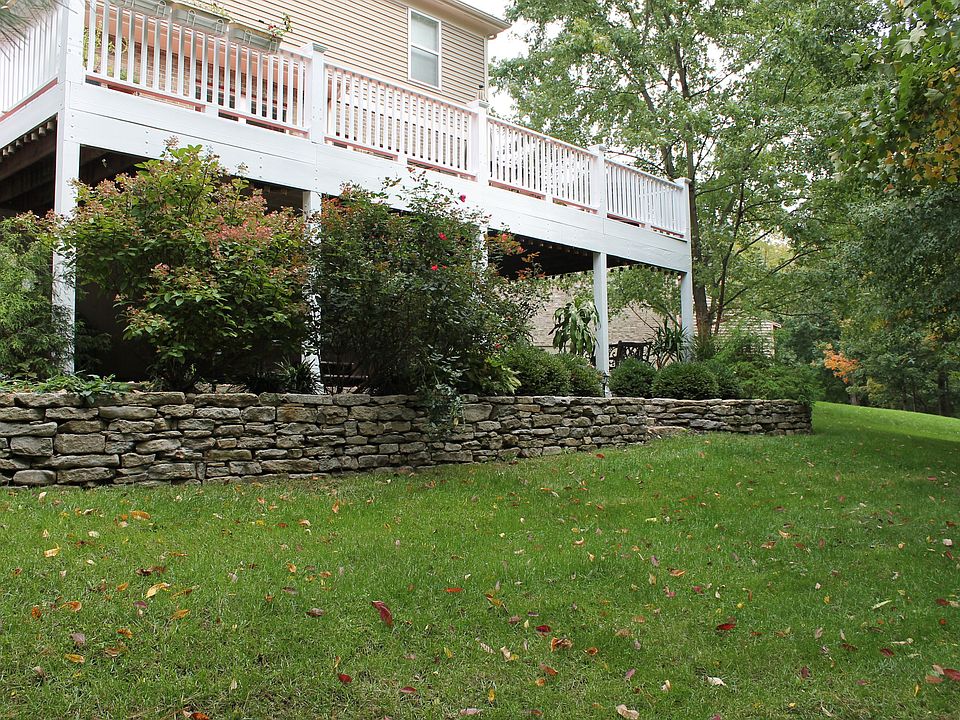 2nd image of 10067 Deepwood Ct