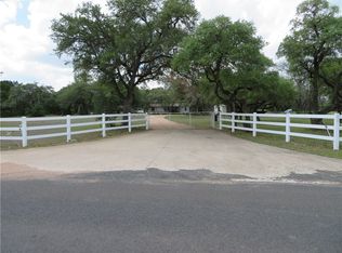 209 Oak Bend Dr, Liberty Hill, TX 78642