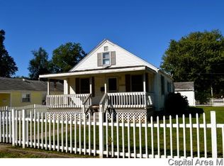 2801 S Walnut St, Springfield, IL 62704