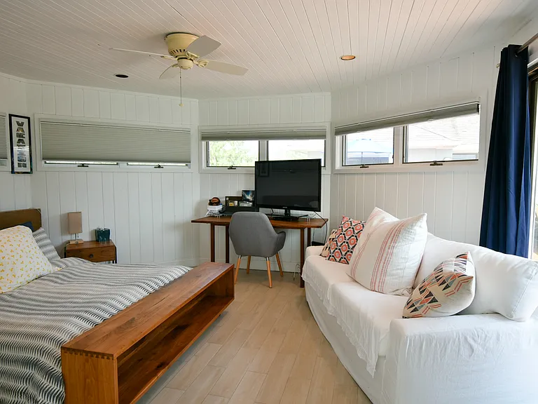 Dune Rd — Photo 20