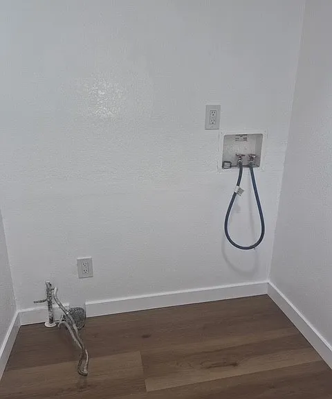 8391 San Fernando Rd #12 — Photo 3