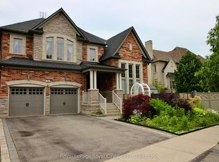 39 Dalmeny Dr, Brampton, ON L6X2Y4