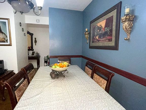 5th image of 278 Nagle Ave #2G