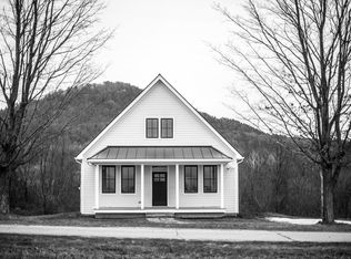 100 Vineyard View Dr, Charlotte, VT 05445