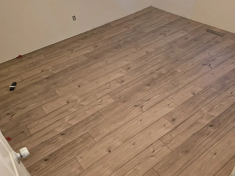 910 S Wyoming Ave — Photo 6