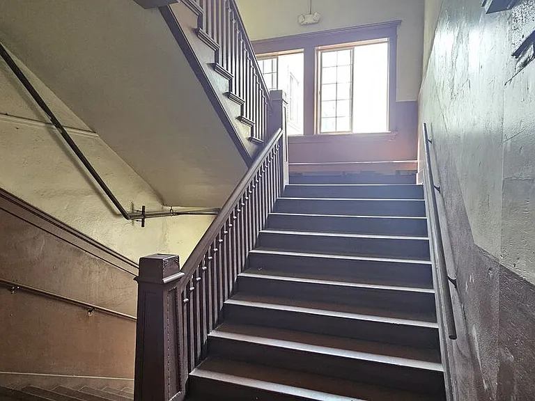 1604 W Pico Blvd — Photo 3