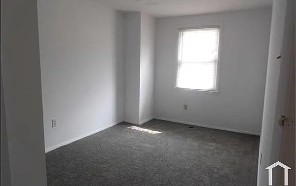 49 Lerner Ct — Photo 3