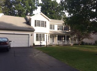 39 Jamison Dr, Clifton Park, NY 12065