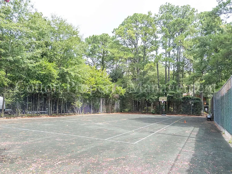 2030 Albert Cir — Photo 37