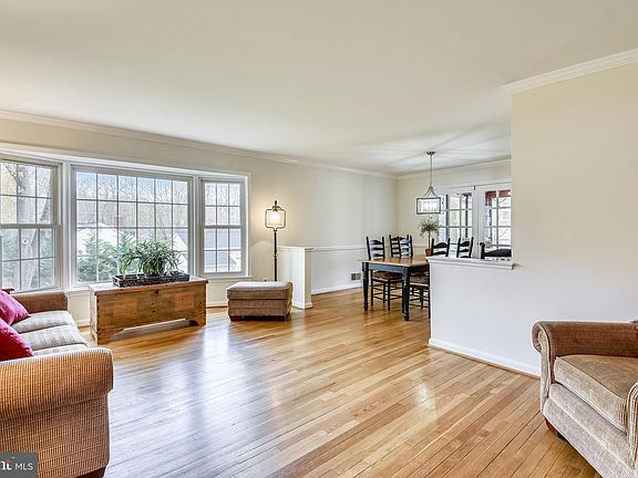 5th image of 4305 Planters Ct