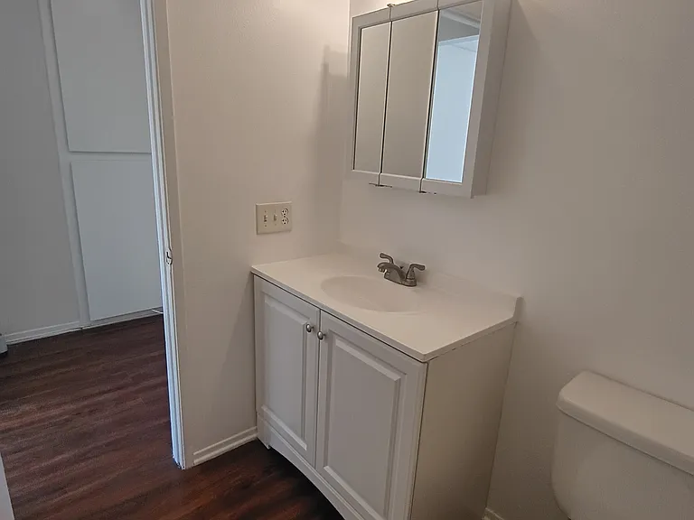 7831 Ellis Ave #4 — Photo 13