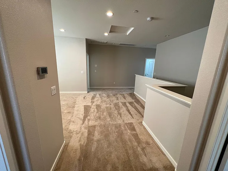 Silverado St — Photo 17