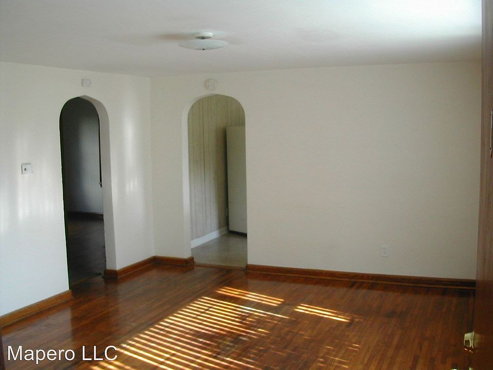 2nd image of 101 Lough St APT 1