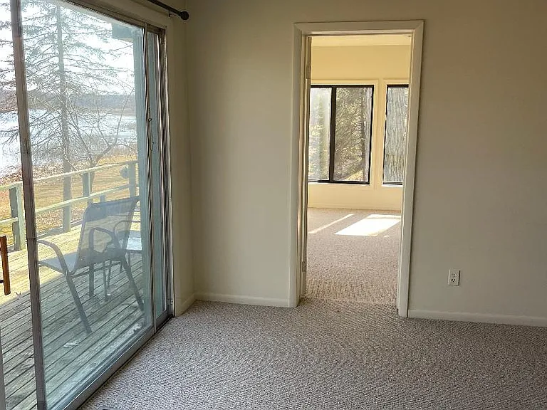 5010 S Lake Dr — Photo 10