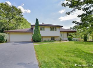 8645 Brookridge Rd, Downers Grove, IL 60516