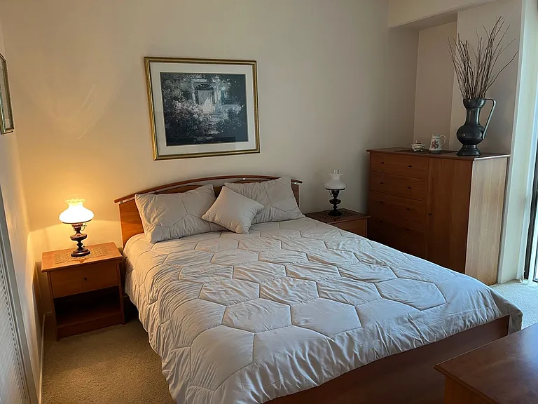 225 Queen St #26C — Photo 5