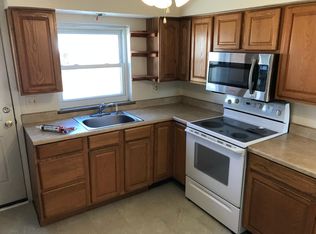 4560 Elsmere Ave, Cincinnati, OH 45242